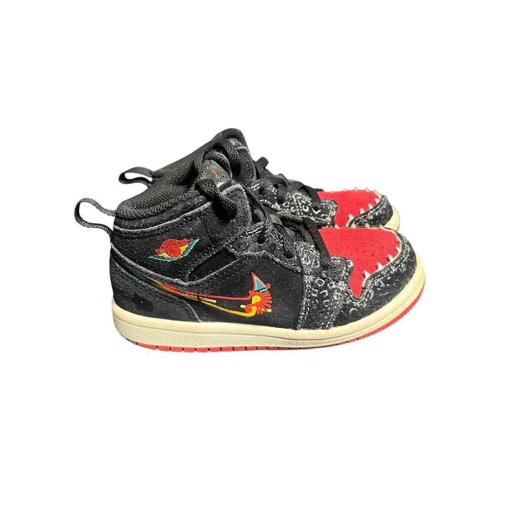 Air Jordan 1Mid SE Siempre Familia Day Of Dead Collection Size 1Y